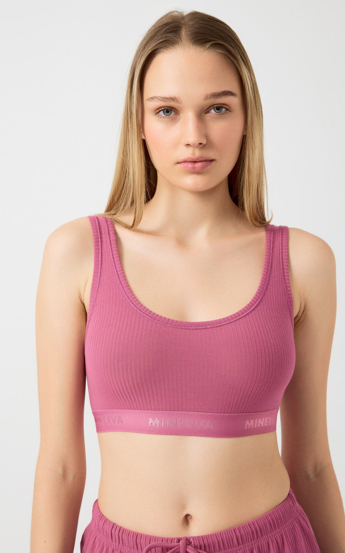 Toppur - Rifflað með teygju